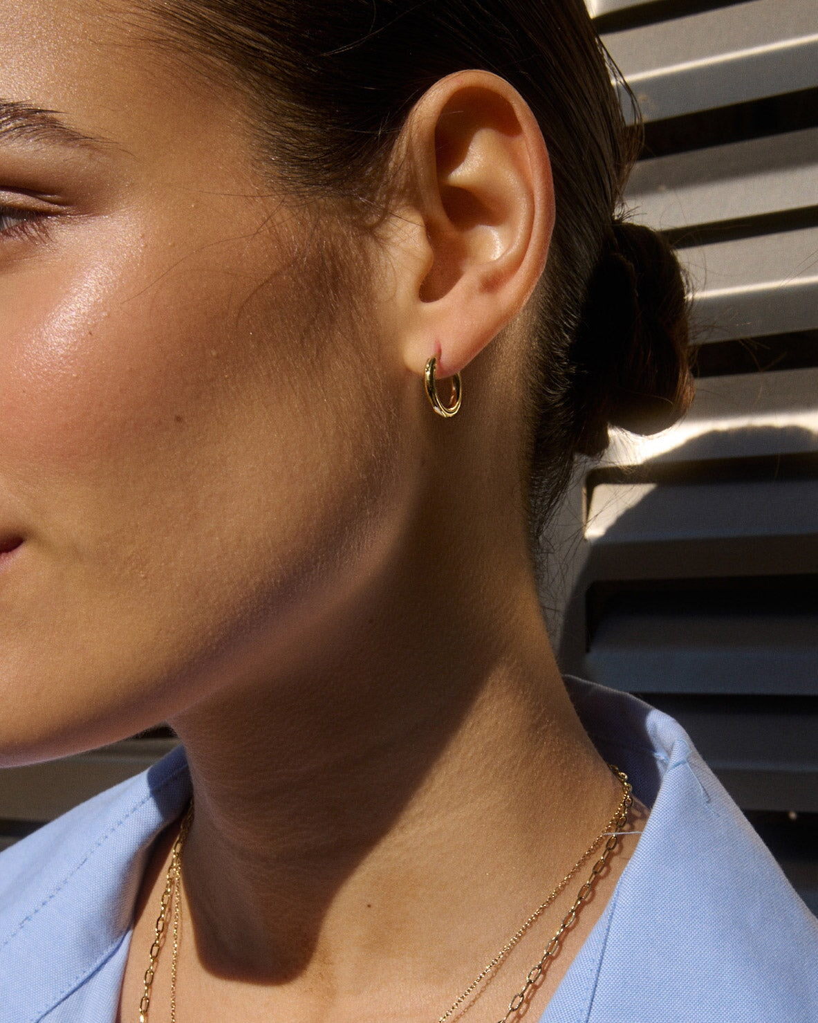 Gold hoop earrings small thin online
